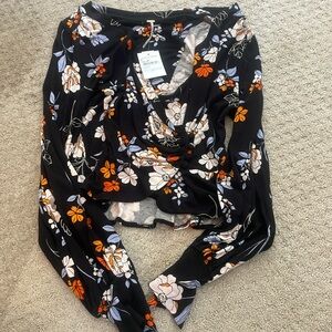 Free people size Medium floral blouse NWT!